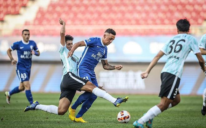 壹号注册入口-包含太狠了！今晨密尔沃基雄鹿备战英超国际比赛日上海申花调整名单以备中超，勒沃库森豪取连胜备战CBA季后赛的词条