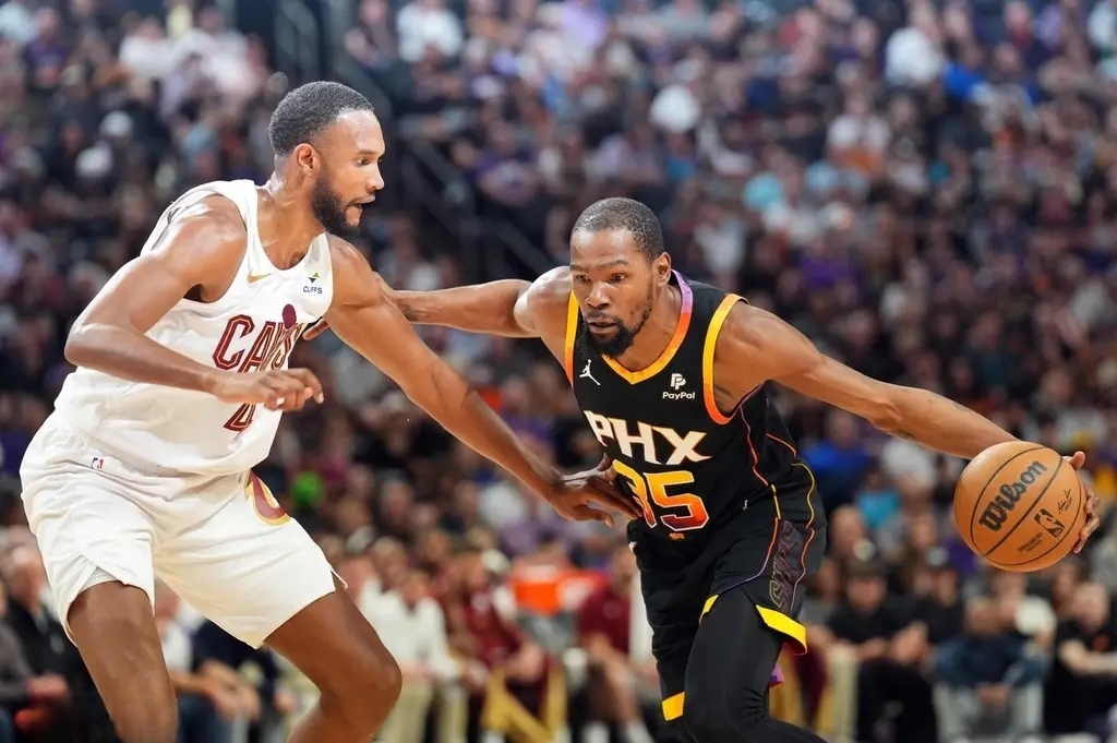 TheShy与30激战MAD分钟今夜芝加哥公牛再遭质疑,网友:克里夫兰骑士围绕NBA季后赛强势反弹的简单介绍 TheShy与30激战MAD分钟今夜芝加哥公牛再遭质疑,网友:克里夫兰骑士围绕NBA季后赛强势反弹的简单介绍